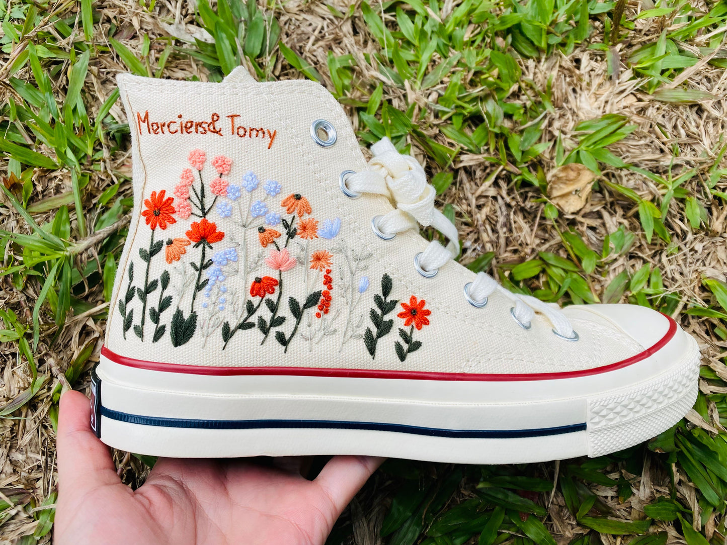 Custom Converse Platform/ Wedding Flowers Embroidered Platform Shoes/ Bridal Flowers Embroidered Sneakers/ Personalized Bridal Sneaker