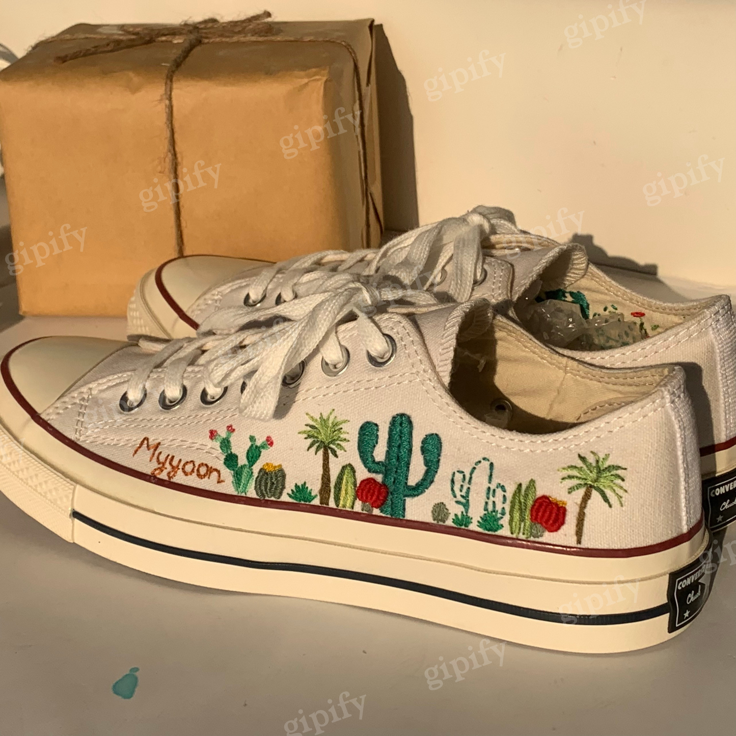 Embroidered Converse/ Custom Converse Chuck Taylor Embroidered Flowers/ Embroidered Converse Low Tops / Wedding Embroidered Shoes