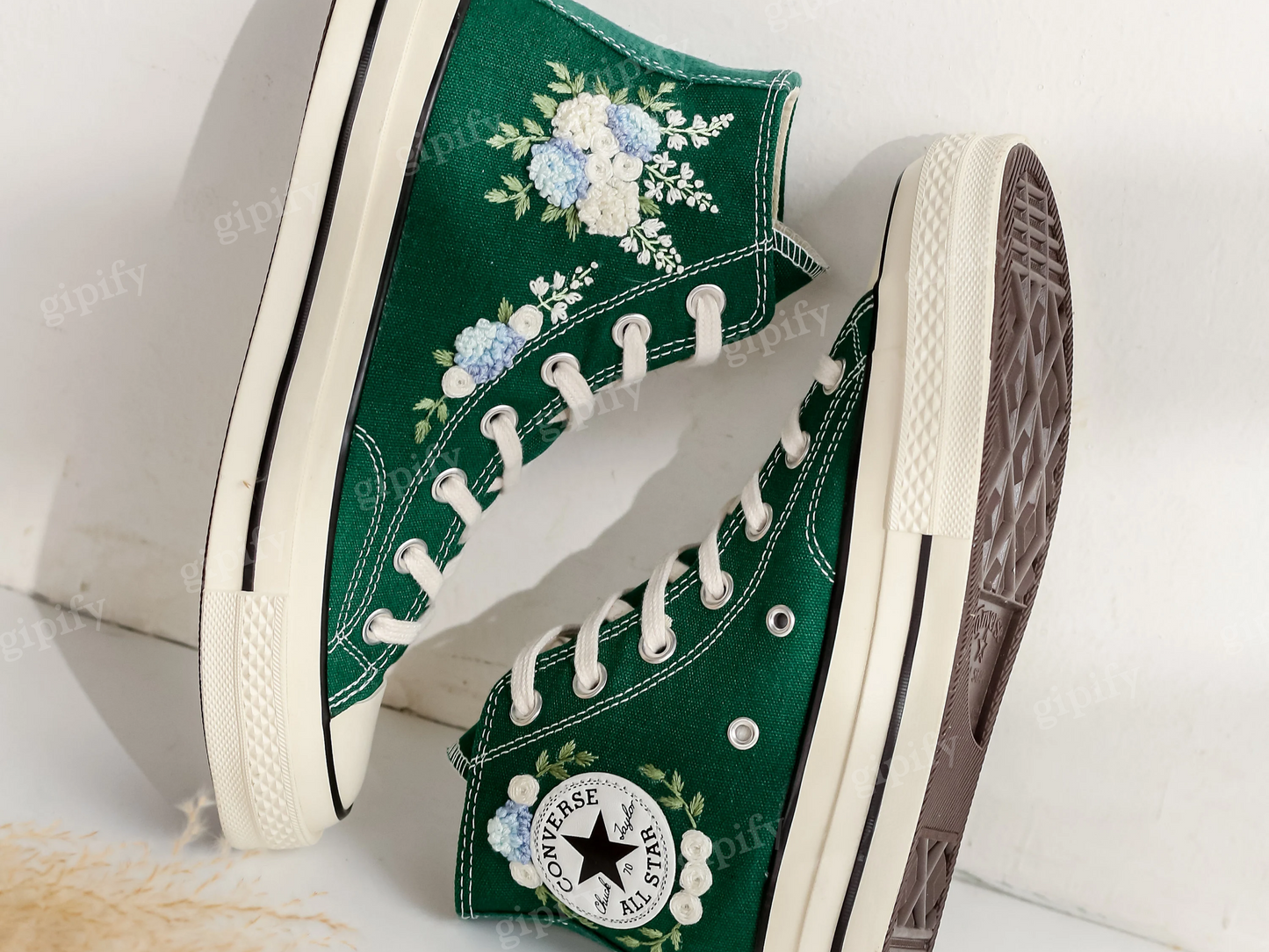 Converse Wedding Shoes, Hydrangeas Flower Embroidered Converse for Bridal, Floral Embroidered Sneakers Wedding Custom, Unique Gifts for Her