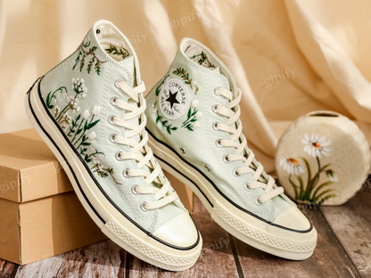 Customized Embroidered Converse High Tops, Flower Embroidered Shoes Women, Personalized Sneakers, Wedding Converse for Bride, Handmade Gift