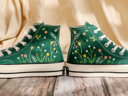 Customized Converse Embroidered Shoes, Small Flower Embroidered Shoes Custom, Converse Embroidery Designs, Handmade Gift for Women