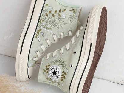 Custom Wedding Converse High Tops, Bridal Flowers Embroidered Shoes, Wedding Flowers Embroidered Sneakers, Personalized Gifts for Girlfriend