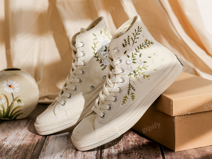 Custom Embroidered Wedding Converse, White Flowers Embroidered Sneakers for Bride, Embroidered Wedding Reception Shoes, Wedding Gifts