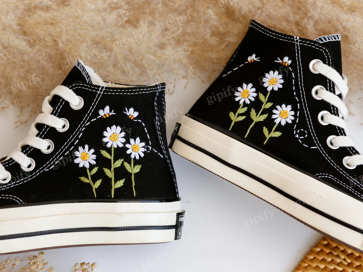 Custom Embroidered Converse High Tops, Daisy Flower Embroidered Converse, Custom Converse Chuck Taylor 1970 Embroidered Daisy Flower and Bee