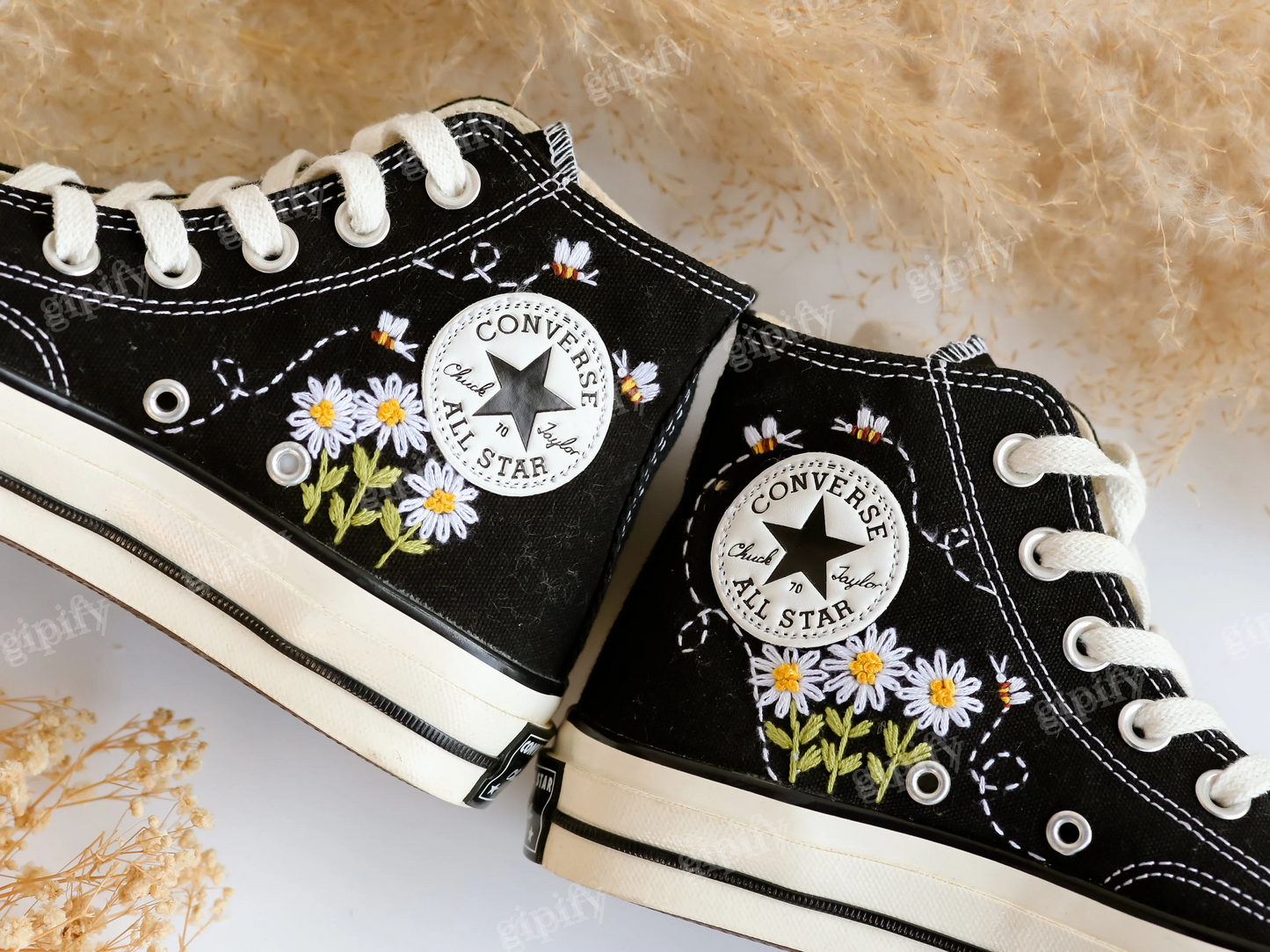 Custom Embroidered Converse High Tops, Daisy Flower Embroidered Converse, Custom Converse Chuck Taylor 1970 Embroidered Daisy Flower and Bee