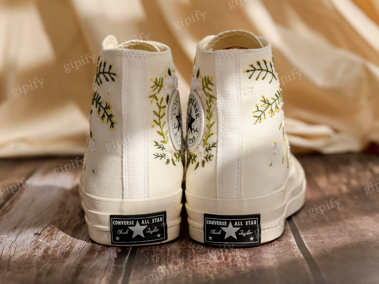 Custom Embroidered Wedding Converse, White Flowers Embroidered Sneakers for Bride, Embroidered Wedding Reception Shoes, Wedding Gifts