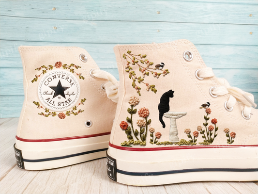 Converse Mushroom Embroidered, Flower Convers, Embroidered Mushroom Flower Garden Design Converse, Pet Custom, Embroidered Converse 1970s