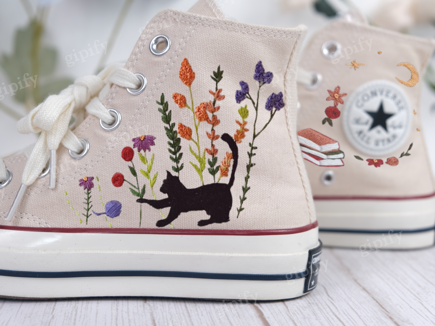 Custom Embroidered Converse Chuck Taylor All Star Shoes/Cat and Flower/1989 Embroidered Sneaker/Flower Embroidery Shoes/Handmade Gifts