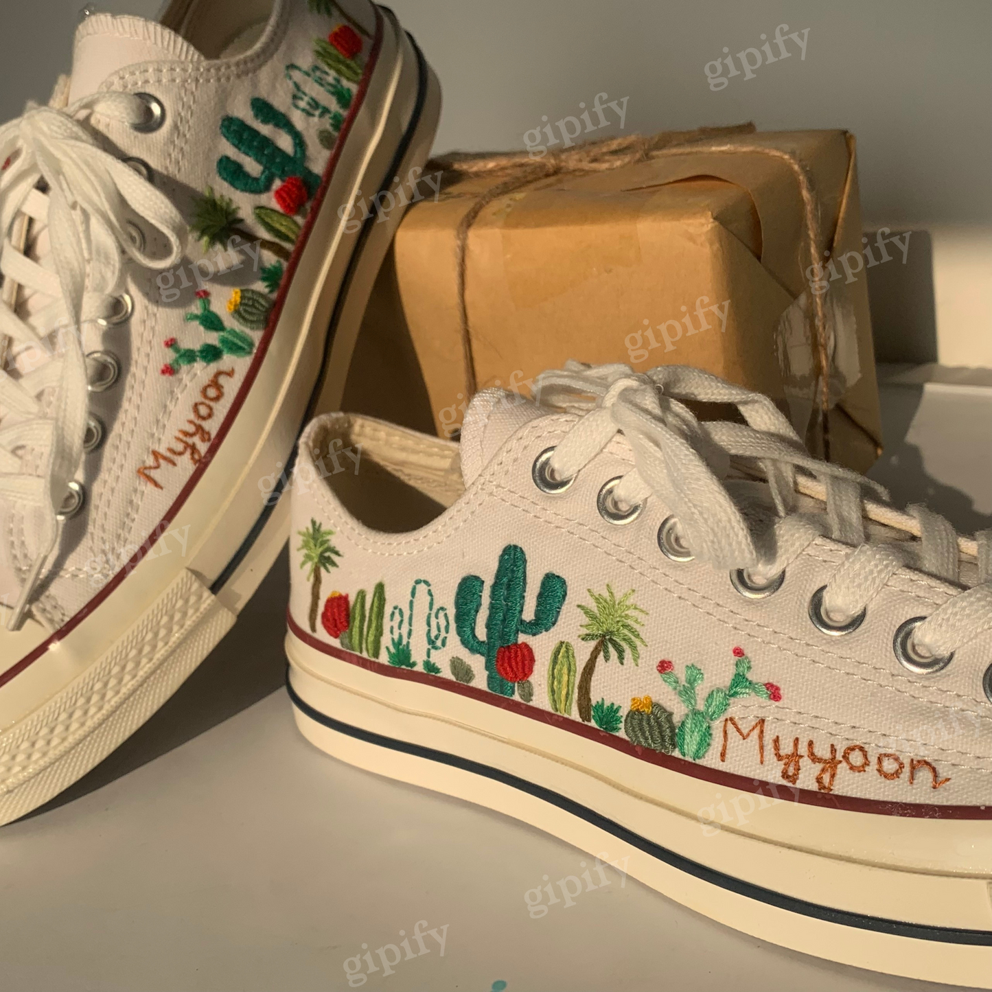 Embroidered Converse/ Custom Converse Chuck Taylor Embroidered Flowers/ Embroidered Converse Low Tops / Wedding Embroidered Shoes