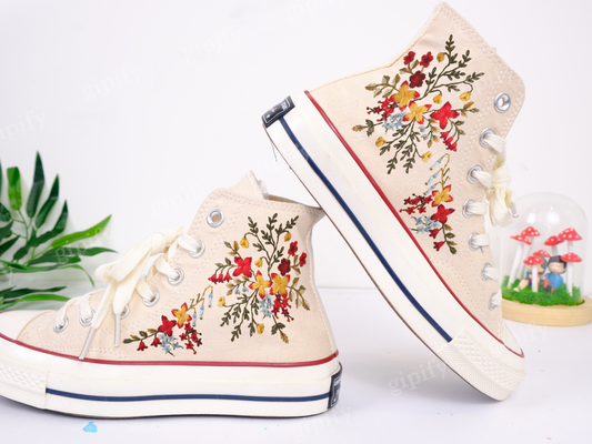 Wedding Sneaker for Bride/Wedding Flowers Embroidered Converse Custom/Wildflower Bridal Bouquet Embroidered Shoes/Gifts for Girlfriend