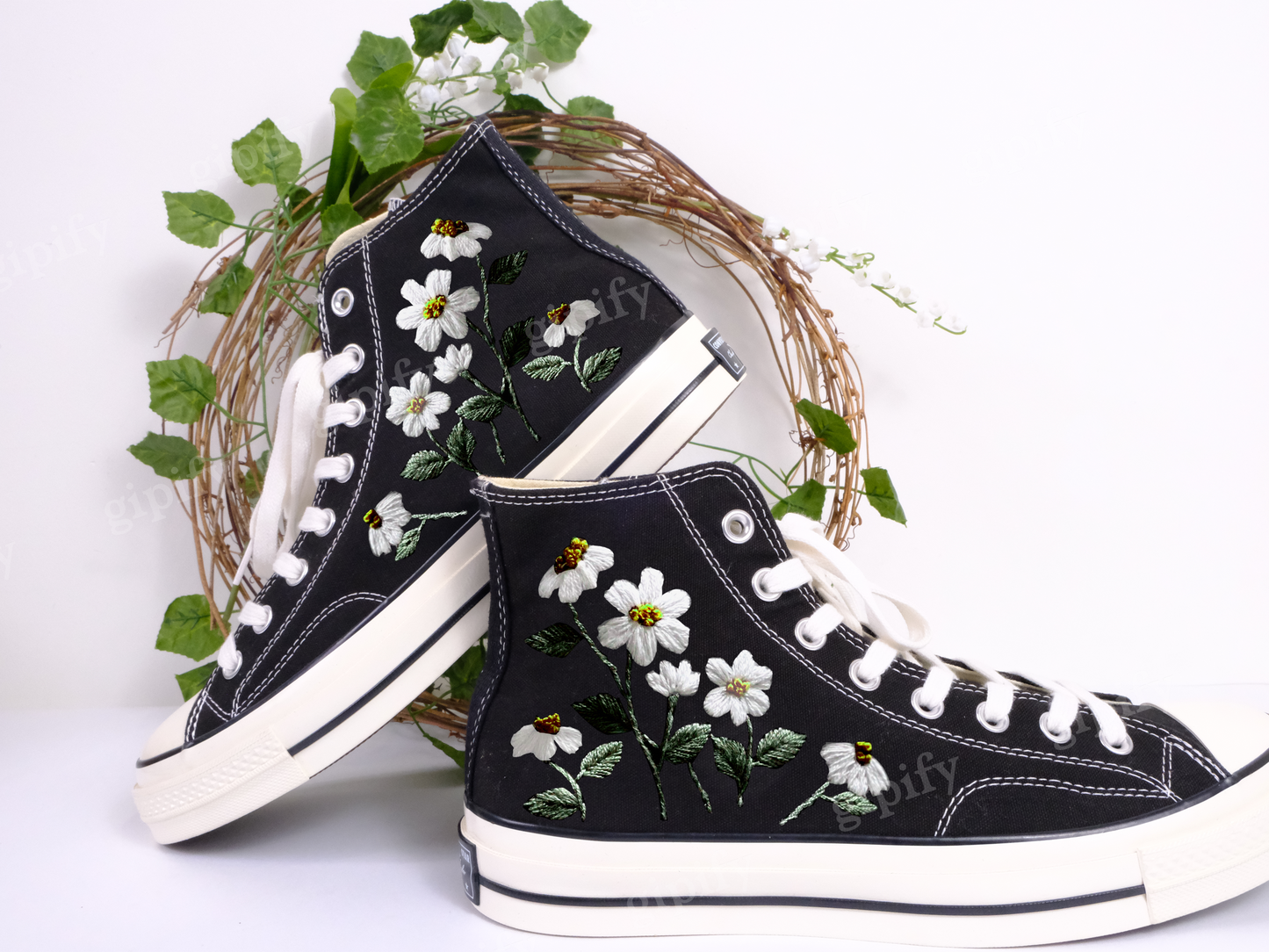 Custom Embroidered Converse High Tops/ Custom Converse Chuck Taylor 1970s Embroidered Daisy Flower/ Wedding sneakers/ Wedding Gift