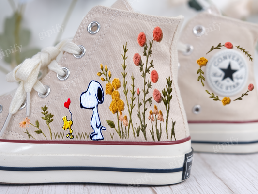 Embroidery Peanuts Dog Converse, Embroidered Converse Flower Shoes, Handmade Embroidery Flowers Shoes, Vintage Retro Christmas Gift