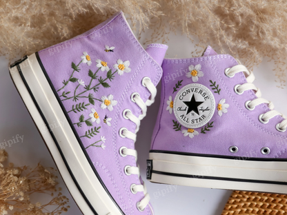 Custom Converse Chuck Taylor Daisy Flower Embroidered Converse Shoes, Daisy Flower and Bee Embroidered Converse Custom, Valentine Gift