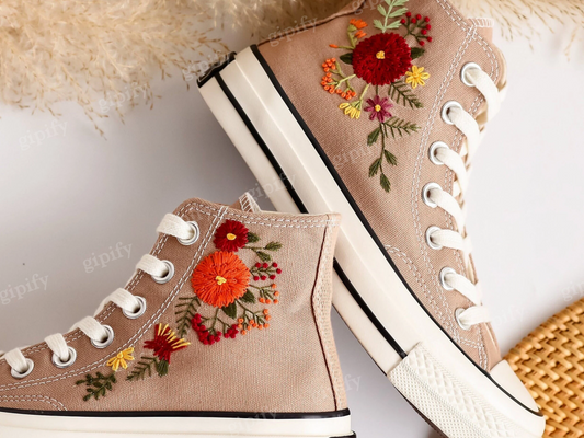 Embroidered Converse, Custom Converse High Tops Embroidered Bridal Flowers, Custom Shoes Embroidered Flowers, Wedding sneakers Wedding Gifts