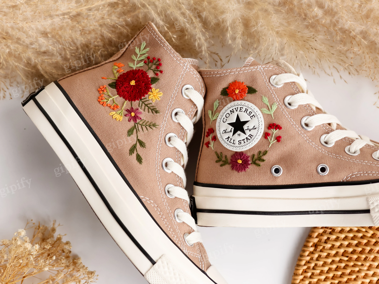 Embroidered Converse, Custom Converse High Tops Embroidered Bridal Flowers, Custom Shoes Embroidered Flowers, Wedding sneakers Wedding Gifts