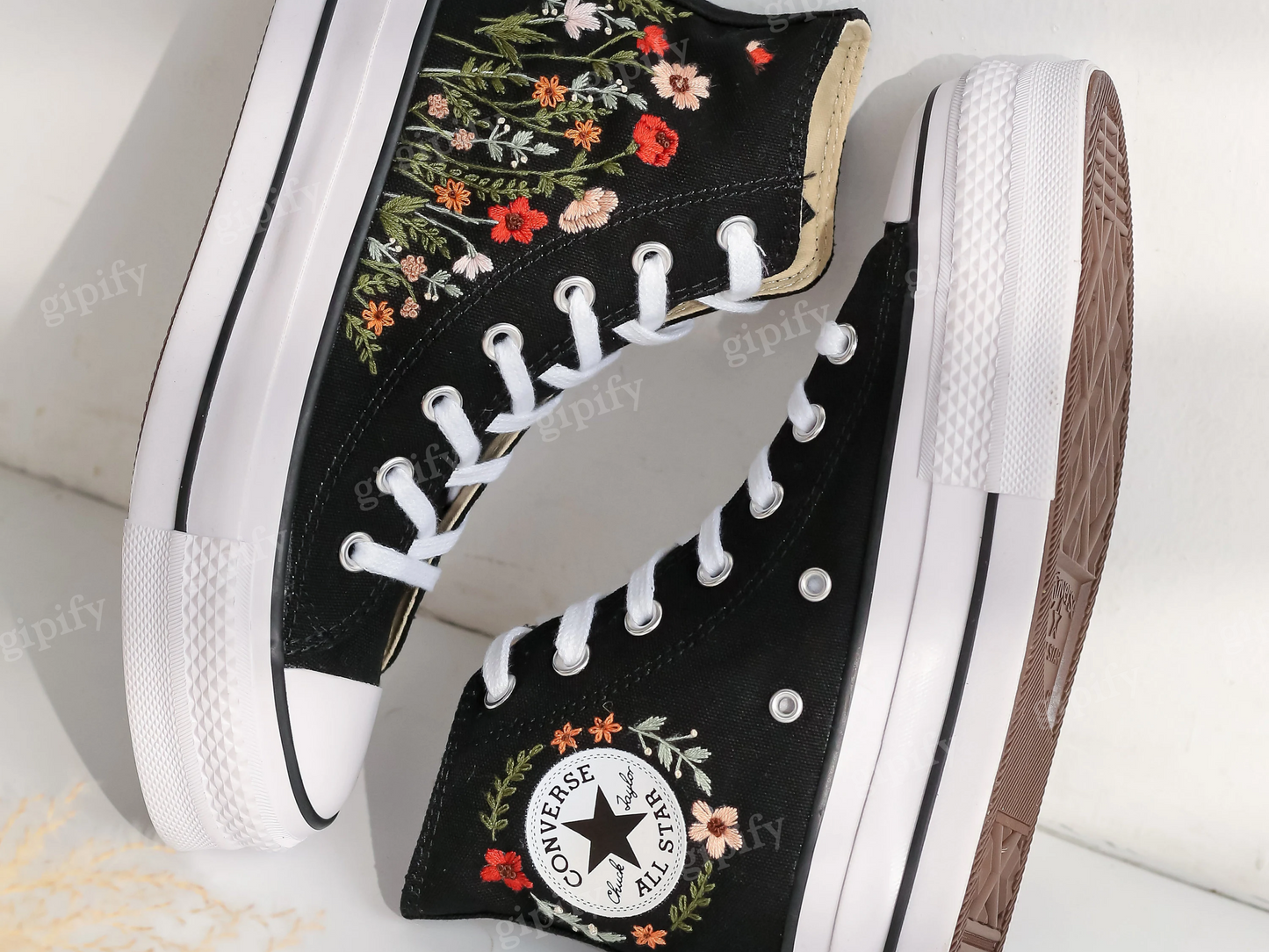 Custom Wedding Converse Platform, Bridal Flowers Embroidered Sneakers, Flowers Embroidered Converse for Wedding, Personalized Bridal Sneaker