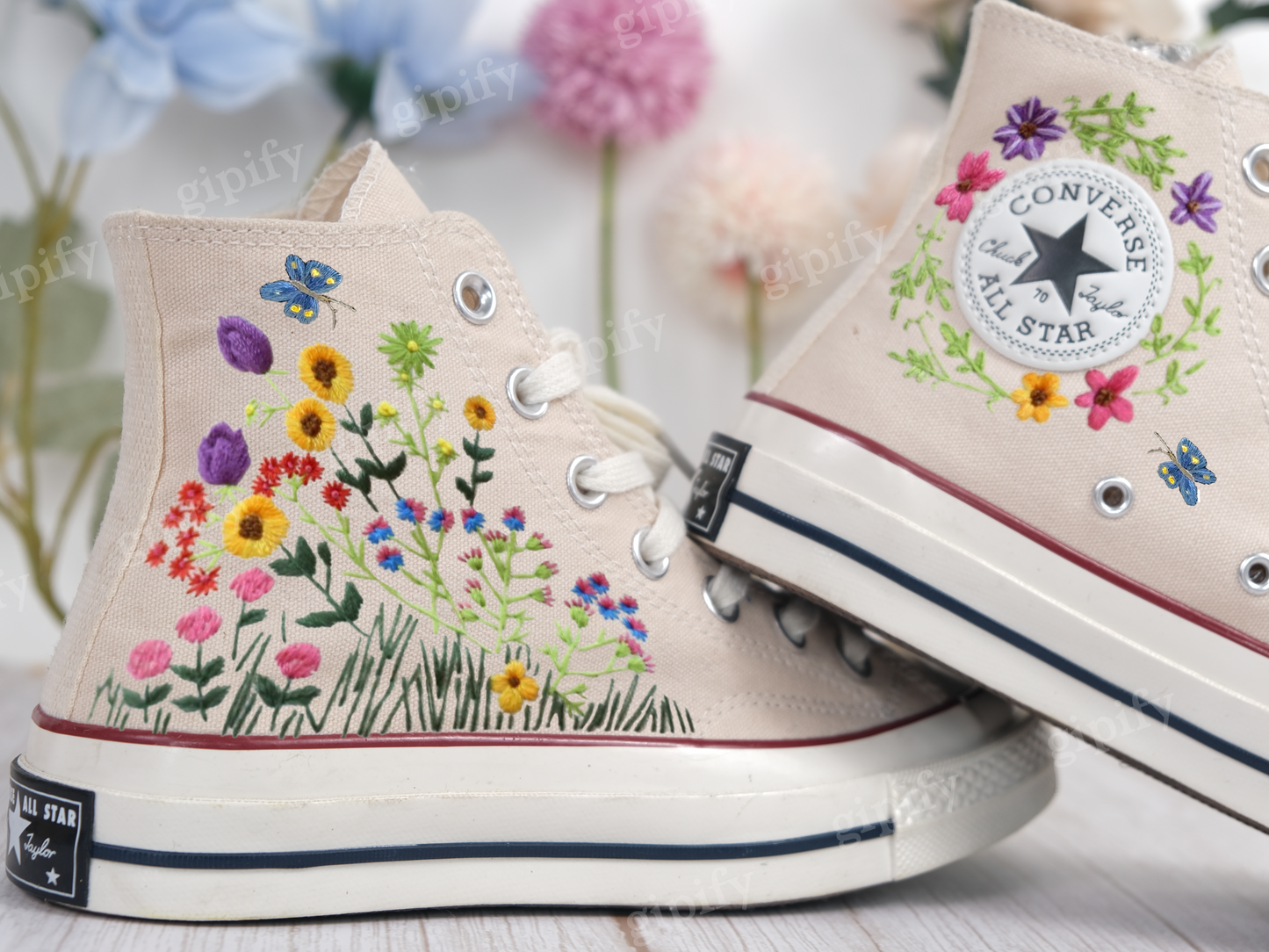 Custom Embroidery Converse Sneakers/Bridal Flower Embroidery shoes /Converse Sneakers Embroidered With Flower Gardens/Converse High Tops