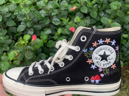 Converse Custom Animal Embroidery - Converse Custom Fox Embroidery - Converse Custom Chuck Taylor 70 embroidered flowers