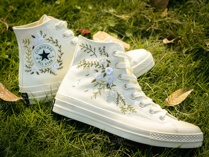 Custom Embroidered Wedding Converse, White Flowers Embroidered Sneakers for Bride, Embroidered Wedding Reception Shoes, Wedding Gifts