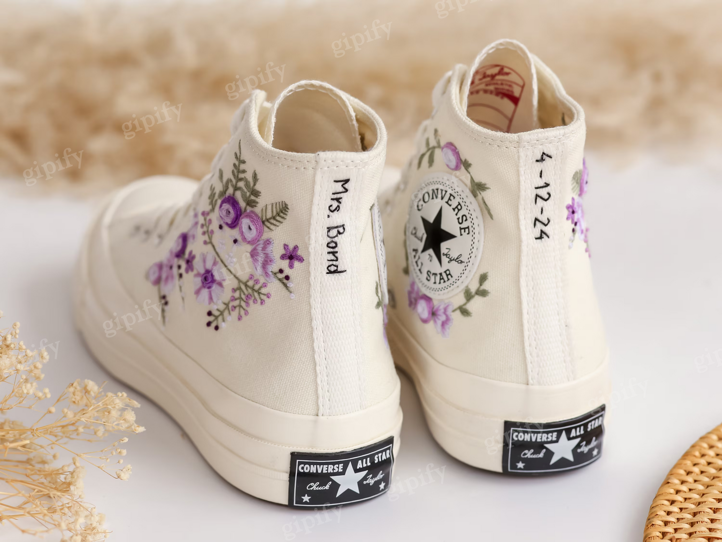 Wedding Converse for Bride, Custom Wedding Shoes Embroidered Bridal Flowers, Wedding Flowers Embroidered Sneakers, Vanlentine Gifts