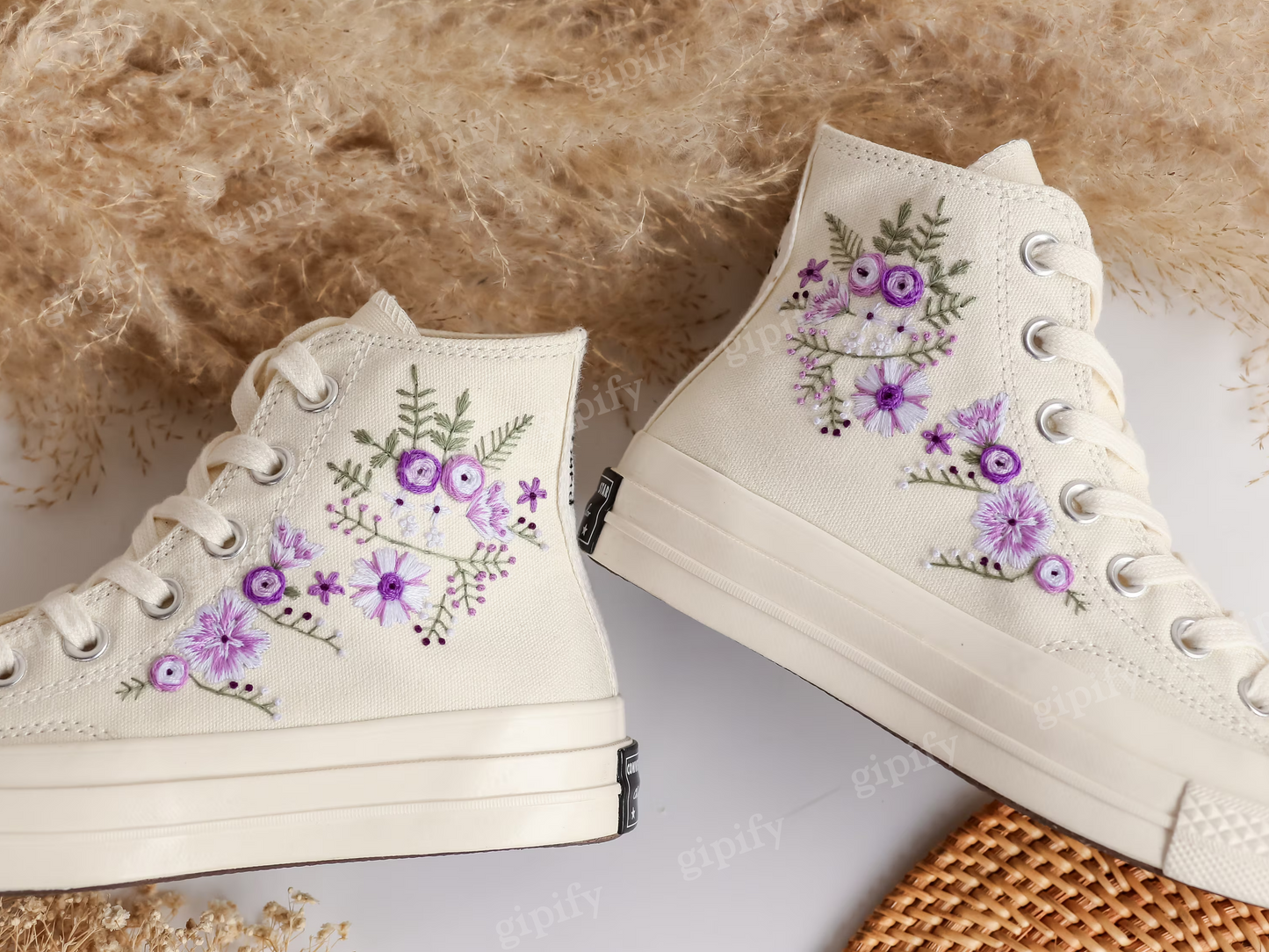 Wedding Converse for Bride, Custom Wedding Shoes Embroidered Bridal Flowers, Wedding Flowers Embroidered Sneakers, Vanlentine Gifts