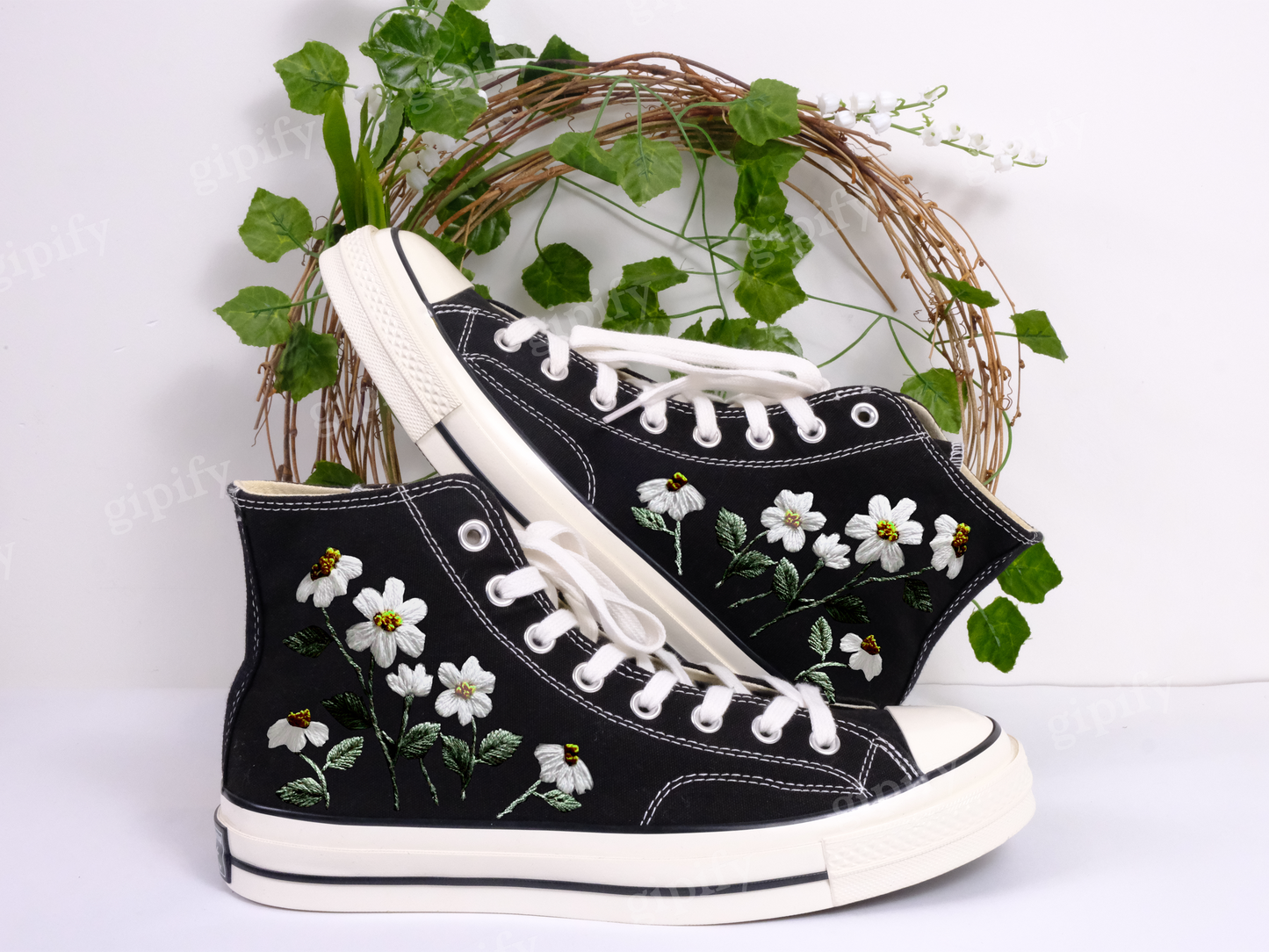 Custom Embroidered Converse High Tops/ Custom Converse Chuck Taylor 1970s Embroidered Daisy Flower/ Wedding sneakers/ Wedding Gift