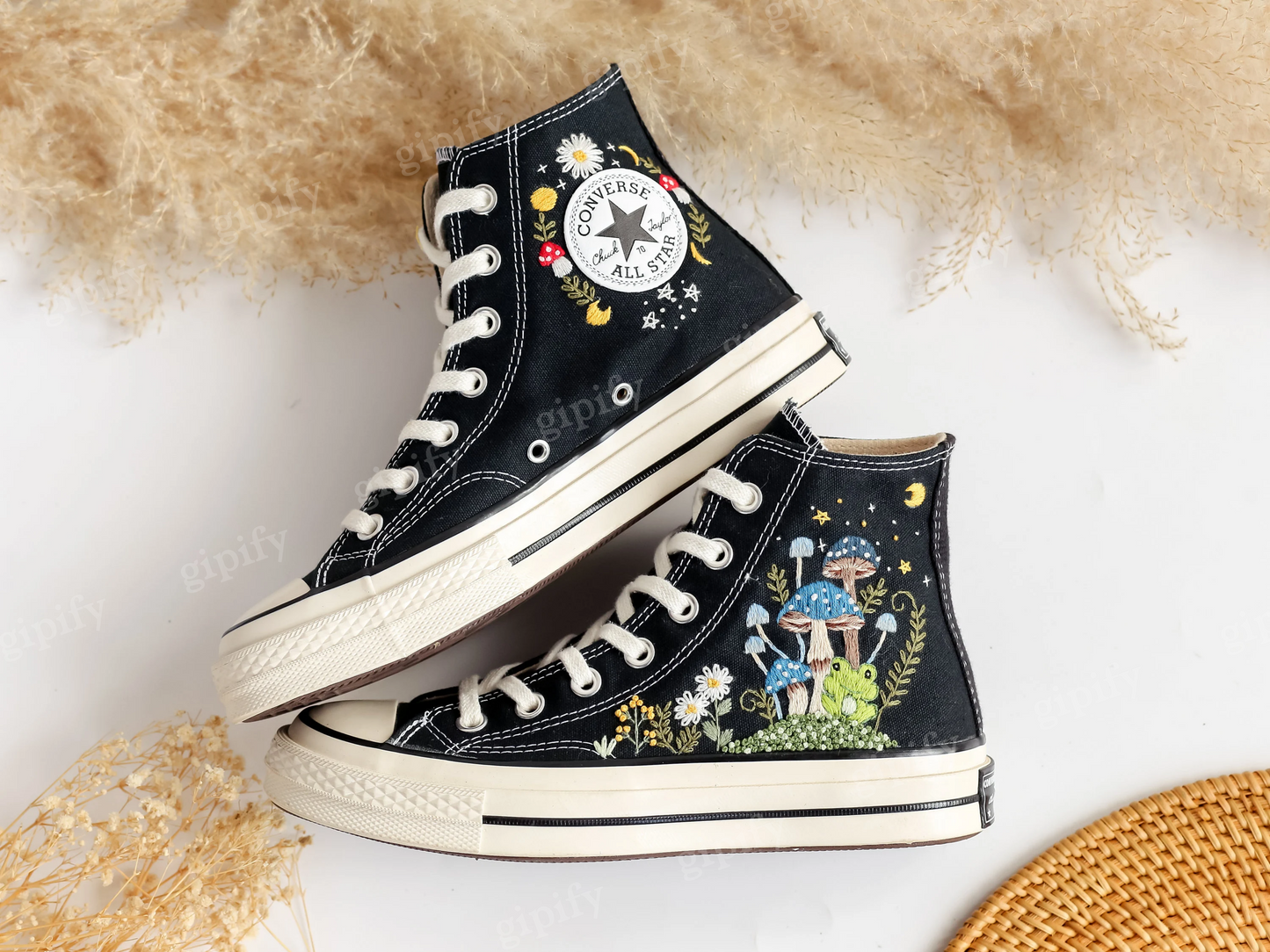 Embroidered Converse Mushroom and Frog, Converse High Tops Chuck Taylor Embroidered Frog & Mushroom, Mushrooms Embroidered Converse Custom