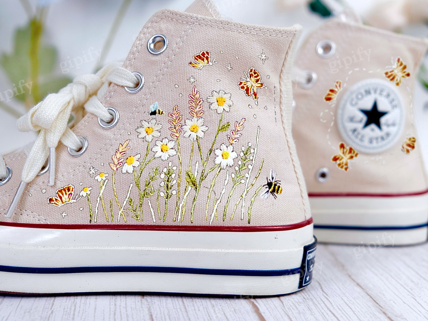 Custom Embroidered Converse High Tops/ Custom Converse Chuck Taylor 1970s Embroidered Daisy Flower/ Wedding sneakers/ Wedding Gift