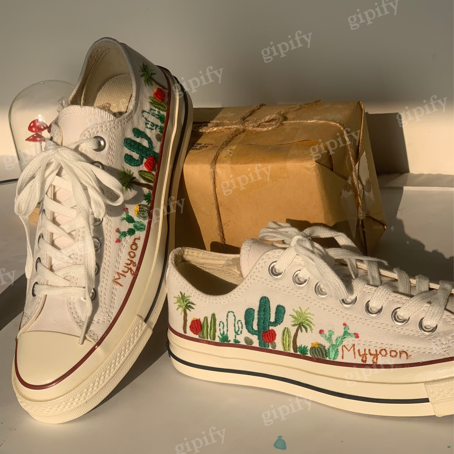 Embroidered Converse/ Custom Converse Chuck Taylor Embroidered Flowers/ Embroidered Converse Low Tops / Wedding Embroidered Shoes