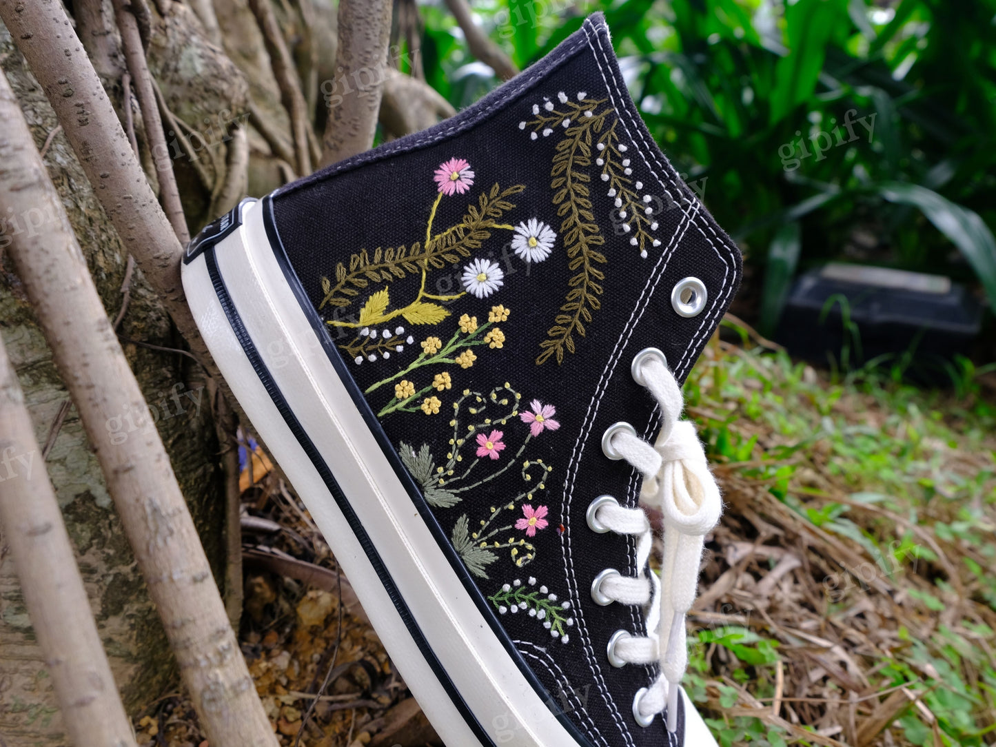 Custom embroidery converse sneakers, Flower Converse, Converse Custom Floral Embroidery, Birthday gift for her