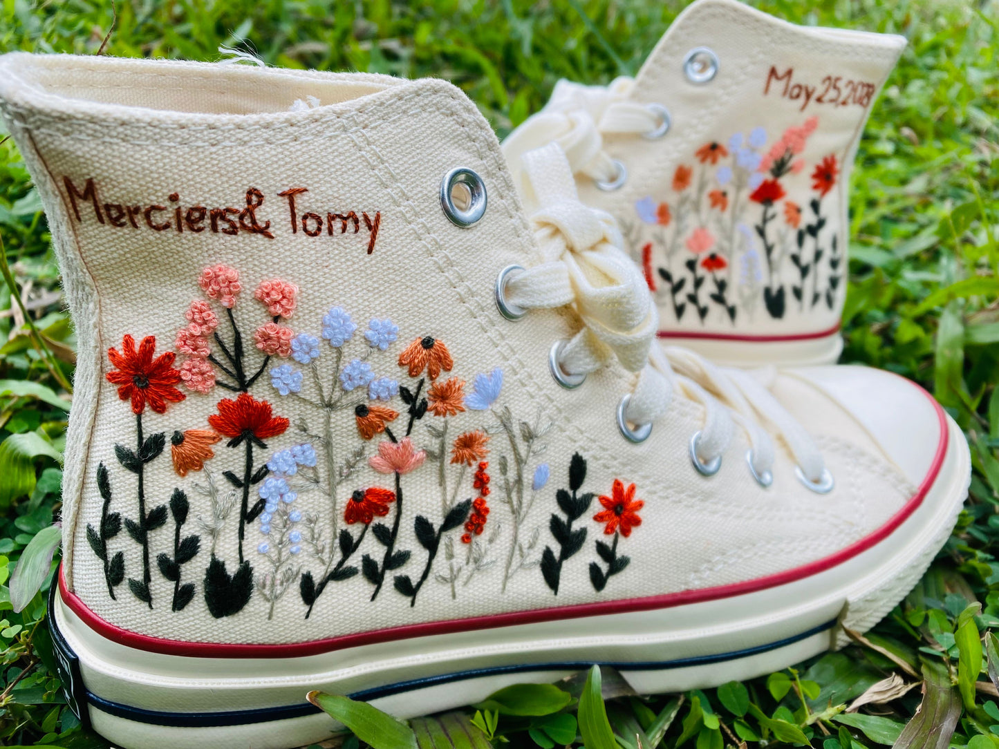 Custom Converse Platform/ Wedding Flowers Embroidered Platform Shoes/ Bridal Flowers Embroidered Sneakers/ Personalized Bridal Sneaker